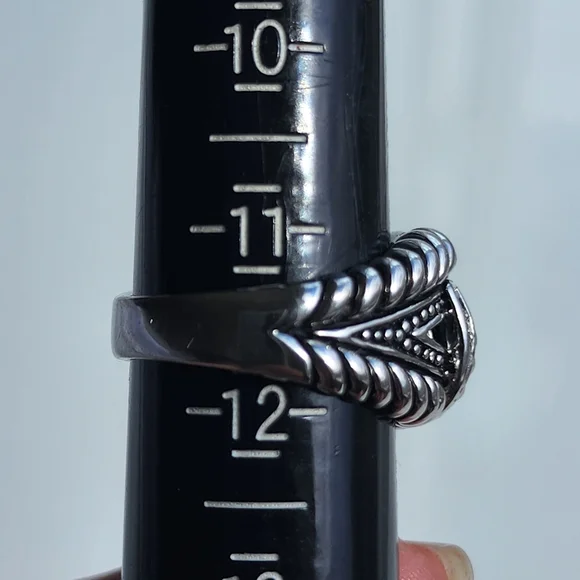 Premier Designs "Bound Together" faux rhodium plated unisex ring size 11.5 nwot - Picture 12 of 12